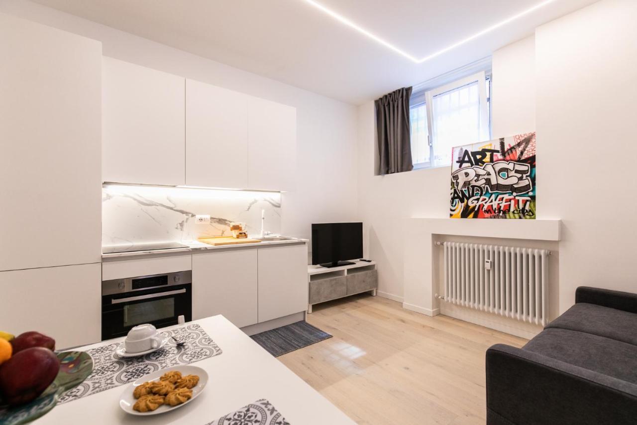 Luxury Apartment - A Due Passi Dal Centro Di Milano ภายนอก รูปภาพ